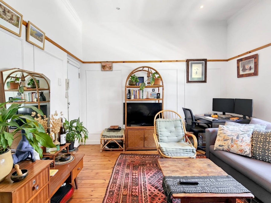 1 Bedroom Property for Sale in Tamboerskloof Western Cape